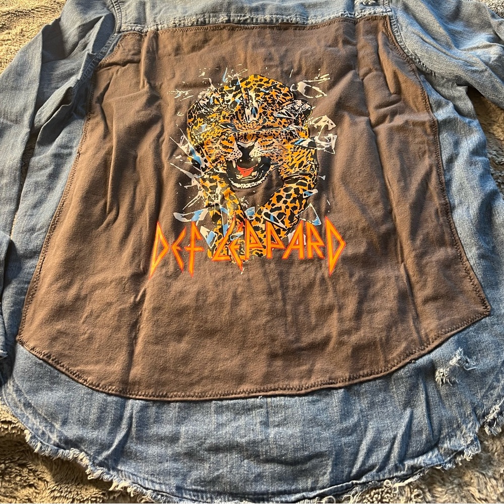 Universal Threads/Def Lepard Denim - image 3